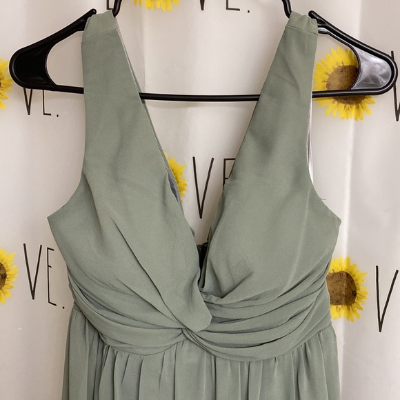 Lulu’s Easy To Love You Sage Brush Twist-Front Dress with Pockets - Picture 14 of 16